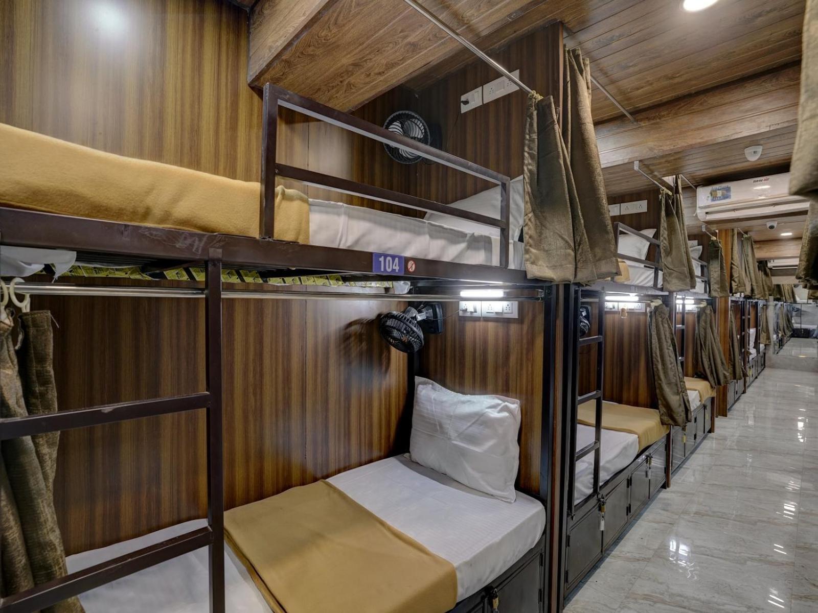 Ashoka Dormitory Bombaj