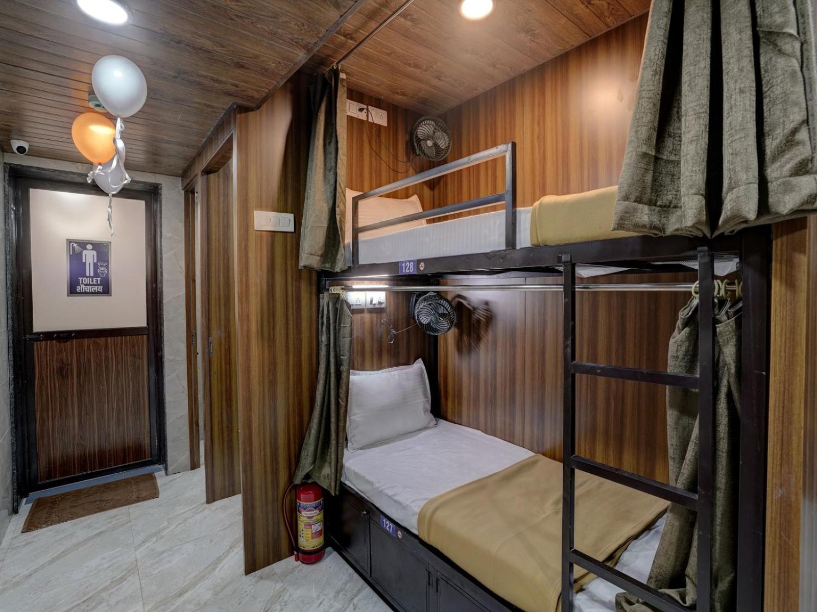 Ashoka Dormitory Nocleg ze śniadaniem *